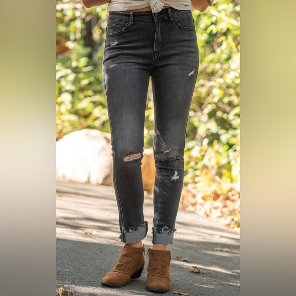 VERVET ( FLYING MONKEY JEANS) SQIRL HIGH RISE CUFFED SKINNY JEAN.